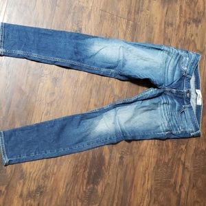 Hollister Jean's
